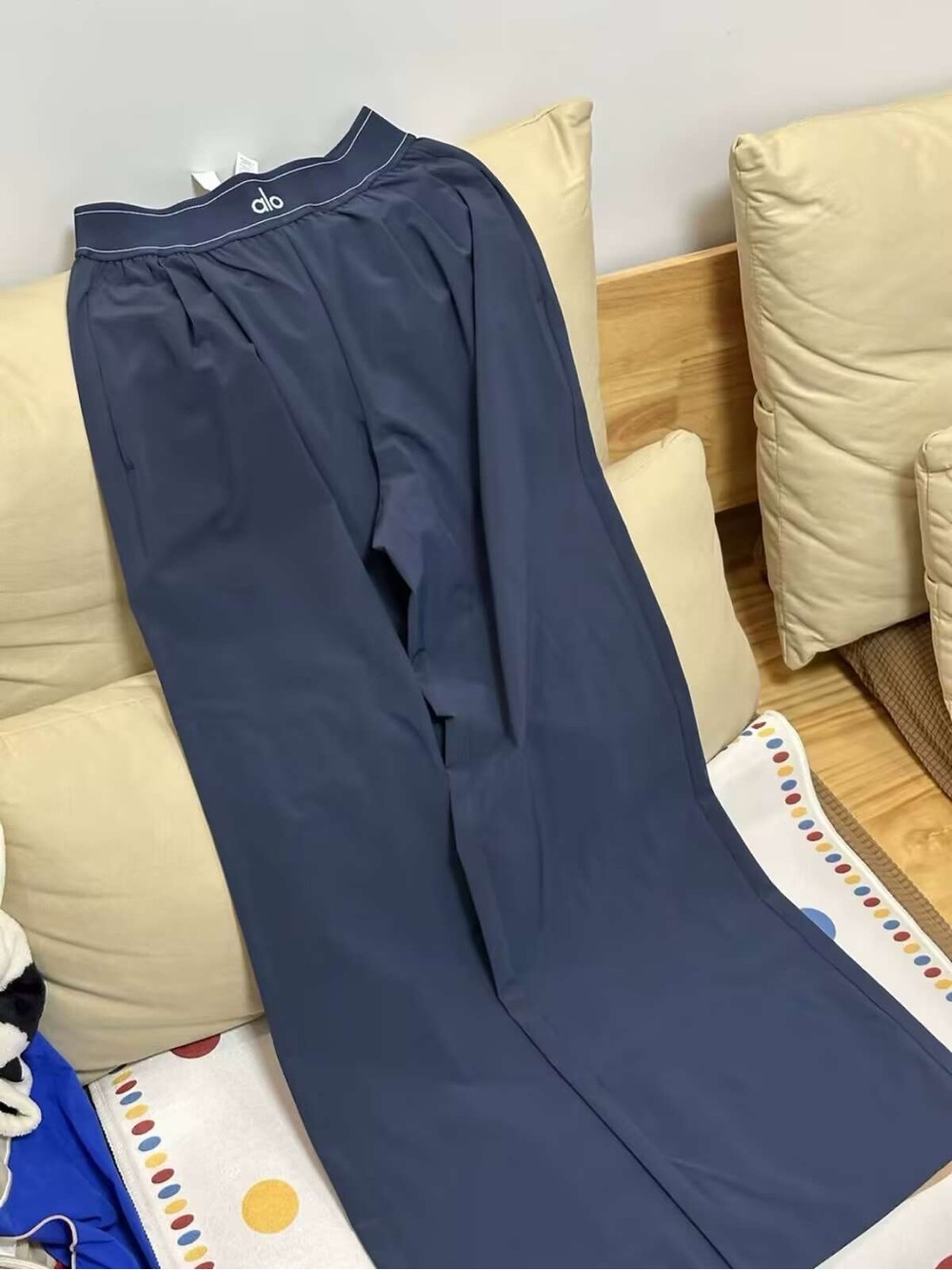 ALO Yoga Navy Wide-Leg Women's Pants with Branded Waistband